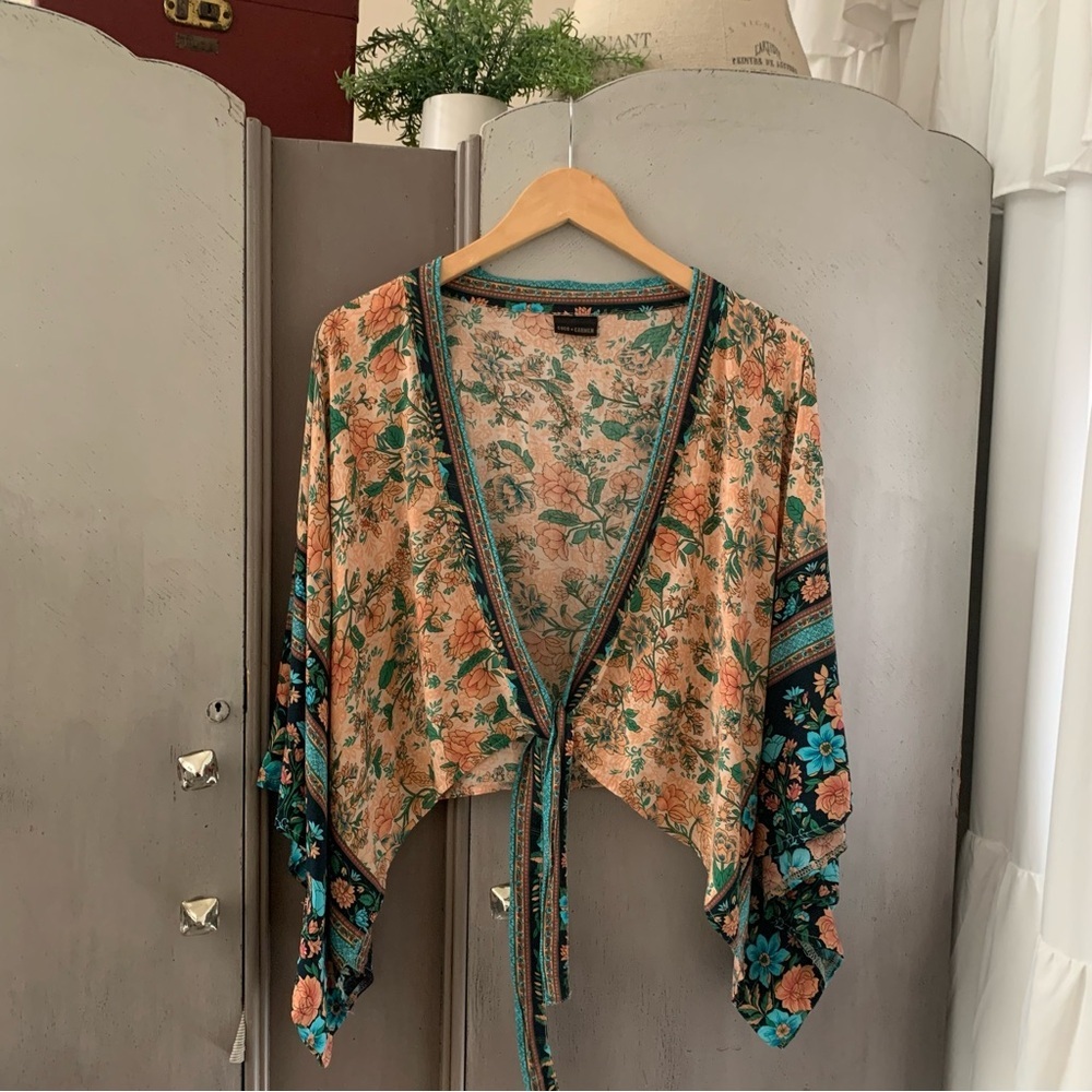 Coco + Carmen Floral Kimono Top - Multicolor